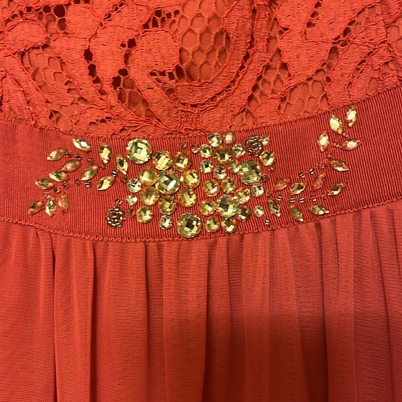 Adrianna Papell Women’s Spaghetti-Strap Lace Formal Prom Gown in French Coral - Picture 5 of 6